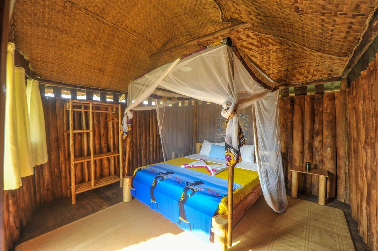 Bullbush River Camp Kihihi Zewnętrze zdjęcie